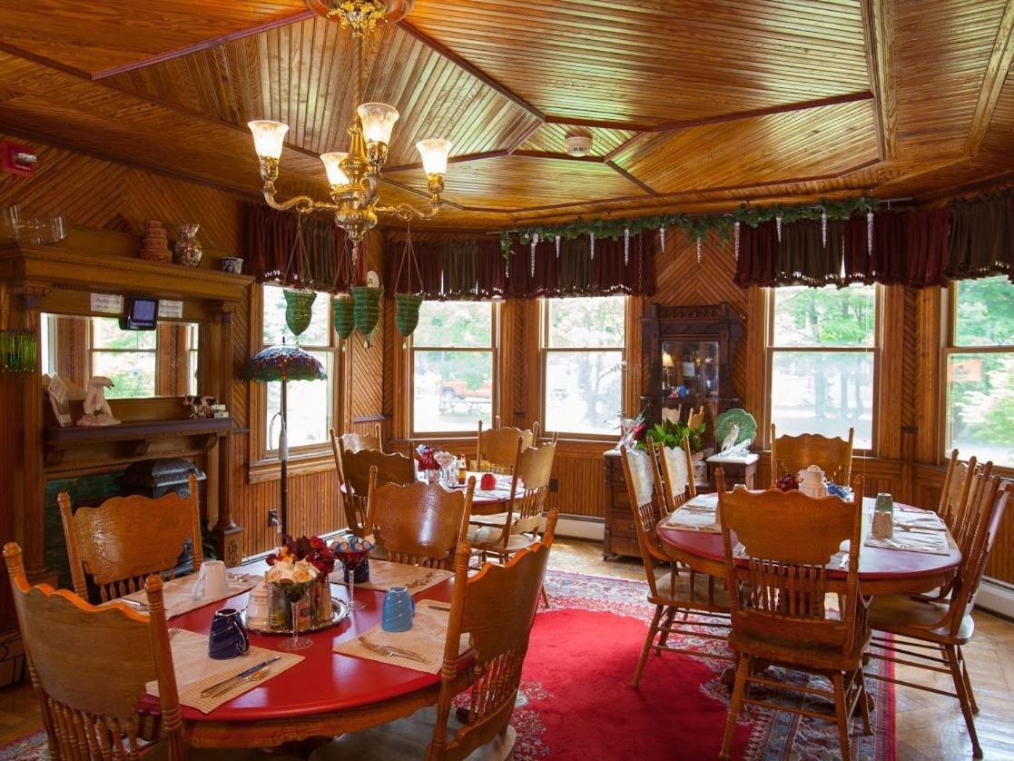 The Fairlawn Inn Хантер Экстерьер фото