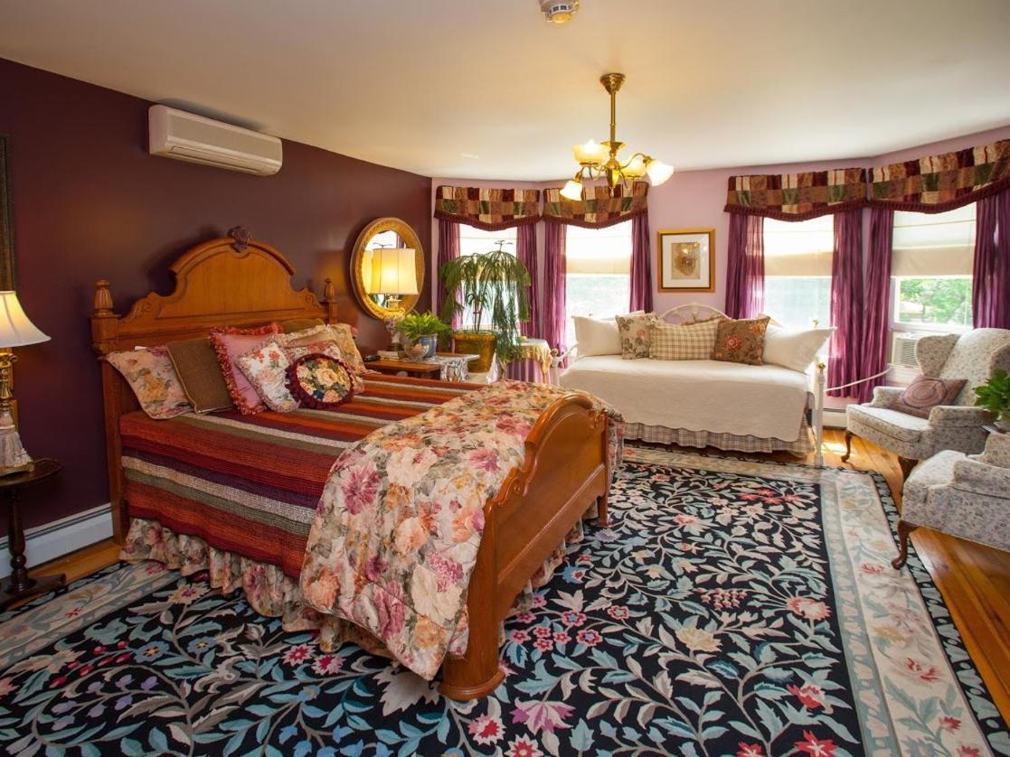 The Fairlawn Inn Хантер Экстерьер фото